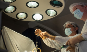 Лапароскопия при расширении вен яичек Виды хирургического вмешательства при варикоцеле