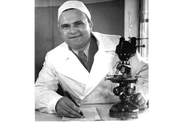 профессор Дорогов